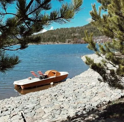 Mezini 度假村 Erseke